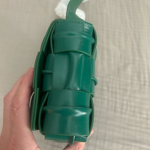 Tiffany & Fred Paris Emerald Woven Crossbody Bag - Picture 7 of 10